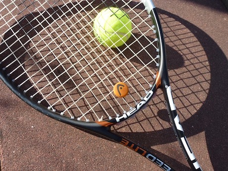 tennis racquet